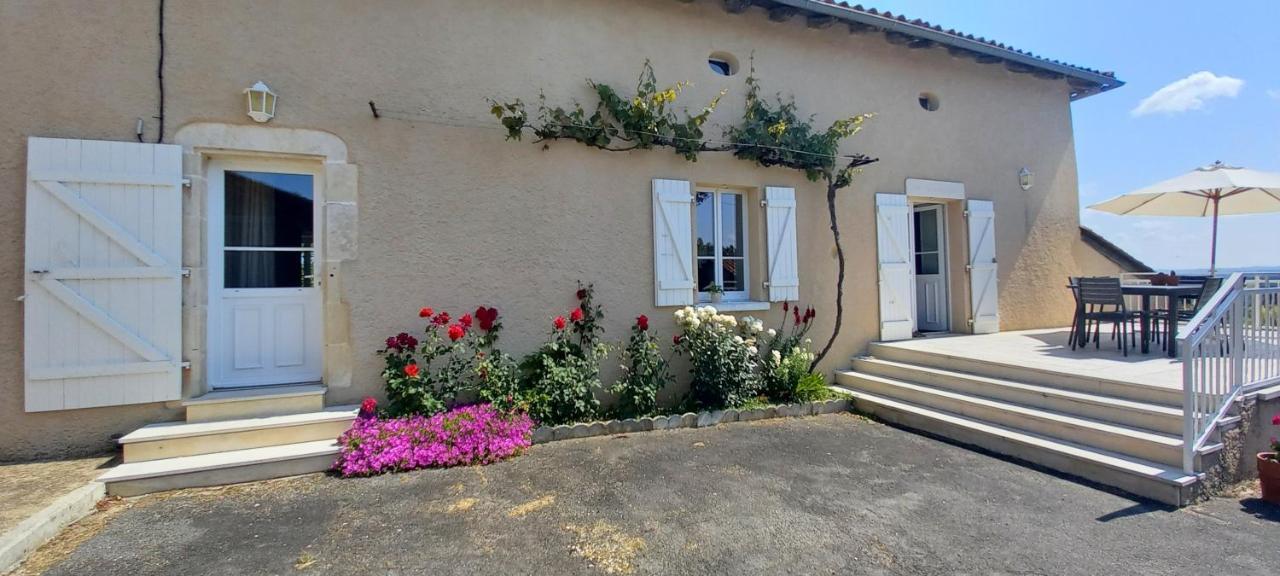 Bed and Breakfast La Mesange Bleue Ecuras Exterior foto